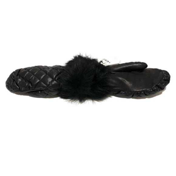 UGG Black Quilted Shearling-Trim Touchscreen Mittens NWT - Picture 8 of 15